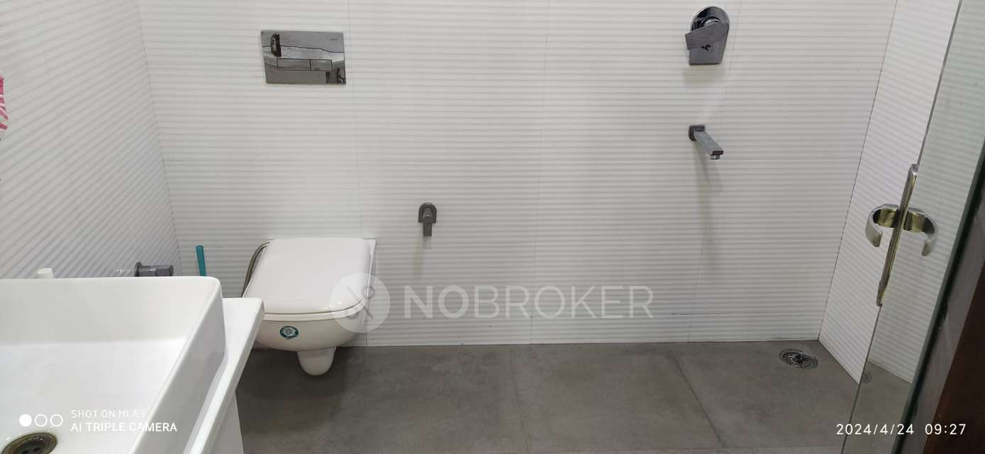 3 BHK Flat In New Vindhyachal Apartment For Sale  In Rohini