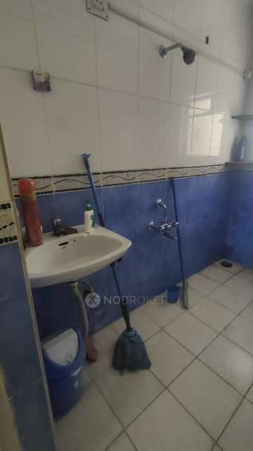 2 BHK Flat In Madhuban Chs For Sale  In Vishrantwadi