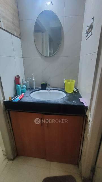 2 BHK Flat In Madhuban Chs For Sale  In Vishrantwadi