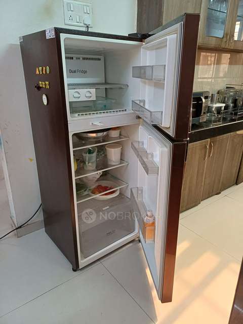 2 BHK Flat In Rosewoods for Rent  In Pimple Saudagar