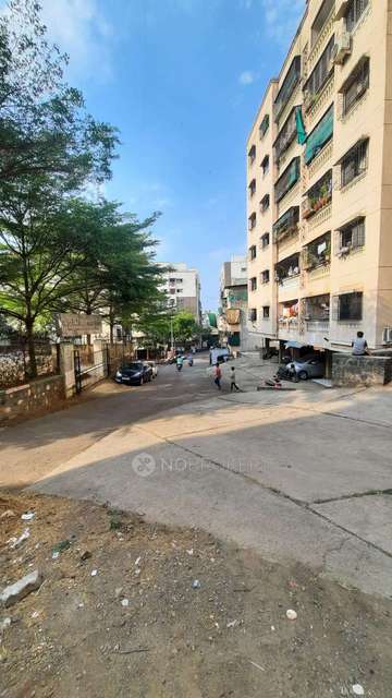 2 BHK Flat In Durrani Complex For Sale  In Kondhwa