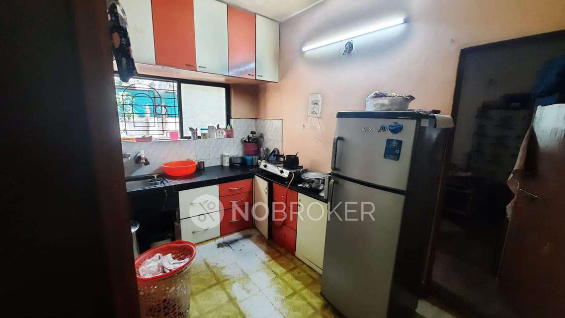 2 BHK Flat In Durrani Complex For Sale  In Kondhwa