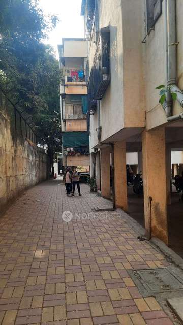 2 BHK Flat In Durrani Complex For Sale  In Kondhwa