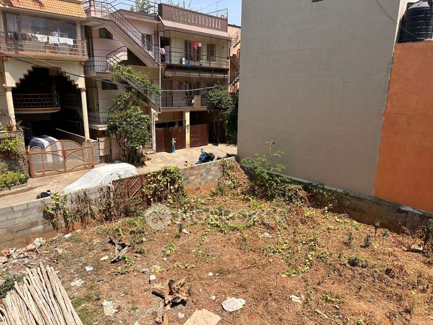 Plot For Sale  In Mathikere