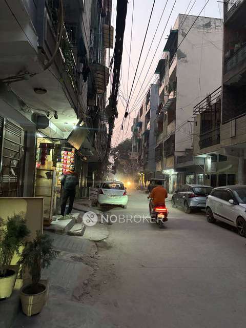 2 BHK House For Sale  In Moti Nagar