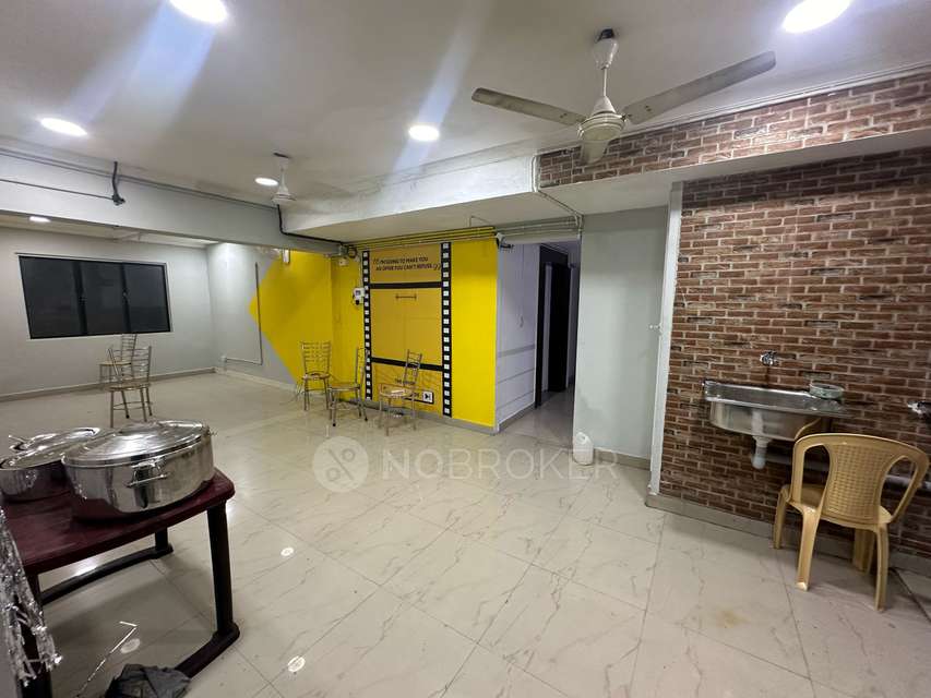 PG for Girls in Karapakkam