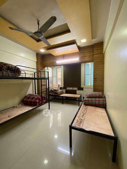 PG for Girls in Shukrwar Peth 