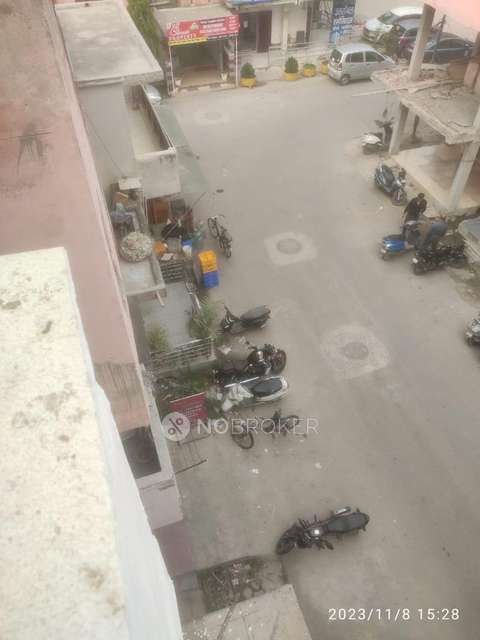 1 RK Flat In Dda Apartment  For Sale  In Kakrola