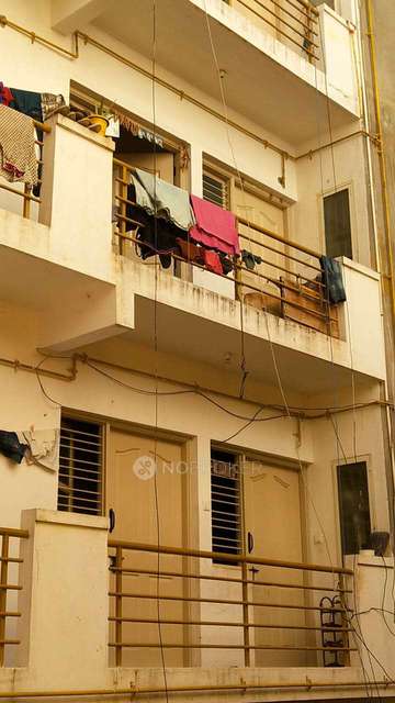 4+ BHK Flat In Standalone Building	 	 For Sale  In Marathahalli