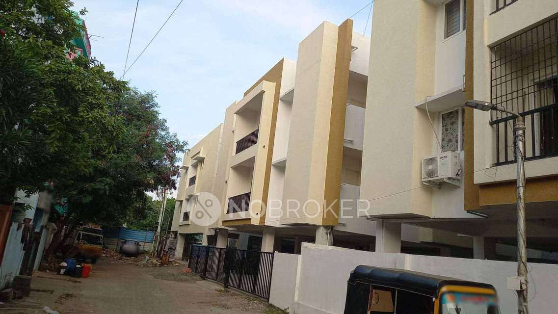 PG for Girls in Choolamedu