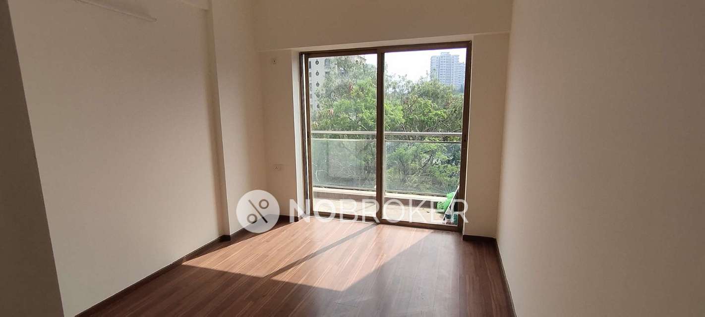 Office Space in Undri, Pune for sale 