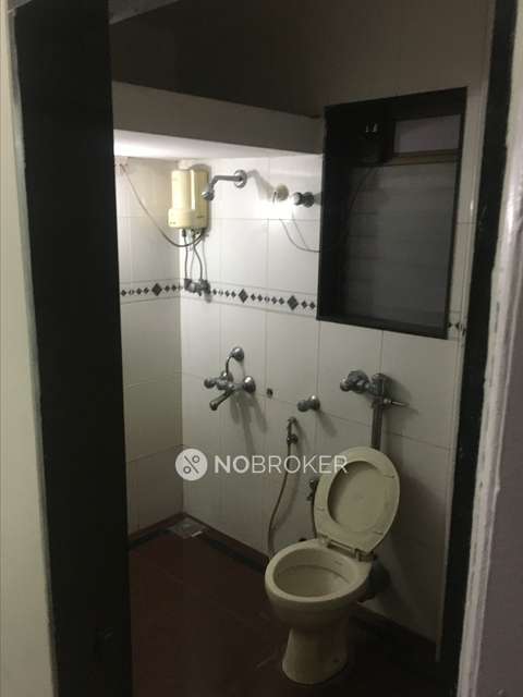 2 BHK Flat In Vardhman Estate for Rent  In Parel