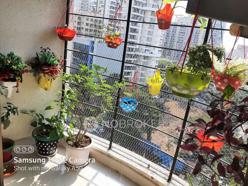 3 BHK Flat In Sadguru Poonam Heights For Sale  In Goregaon West