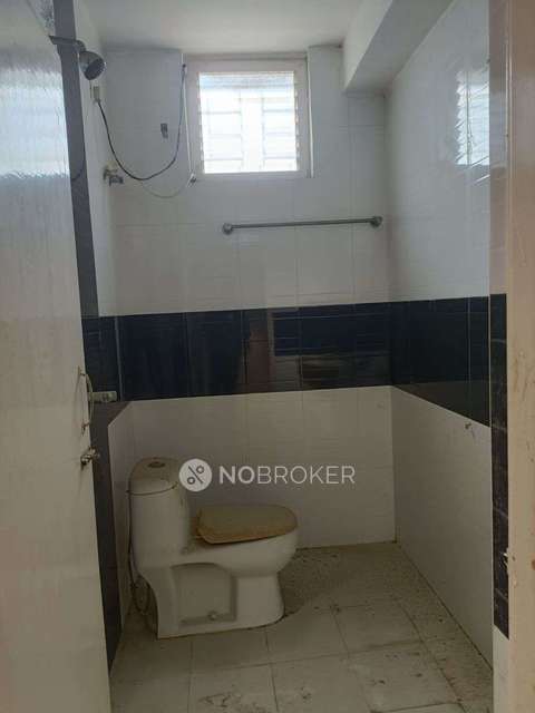 4 BHK Villa In Dhakshin City - Phase 2 For Sale  In Unamancheri Main Rd