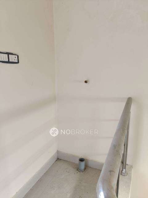 4 BHK Villa In Dhakshin City - Phase 2 For Sale  In Unamancheri Main Rd