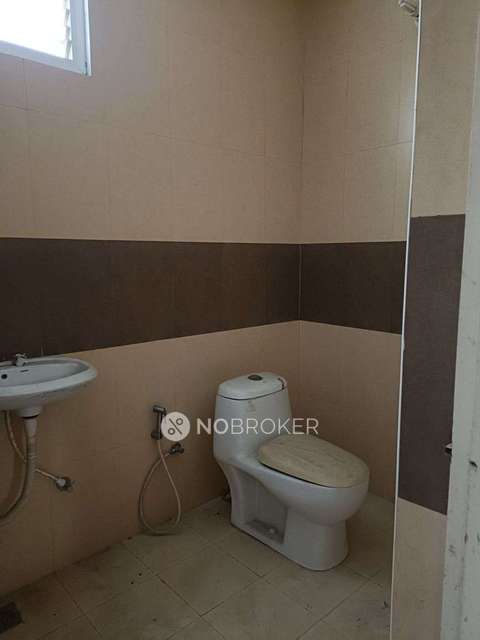 4 BHK Villa In Dhakshin City - Phase 2 For Sale  In Unamancheri Main Rd