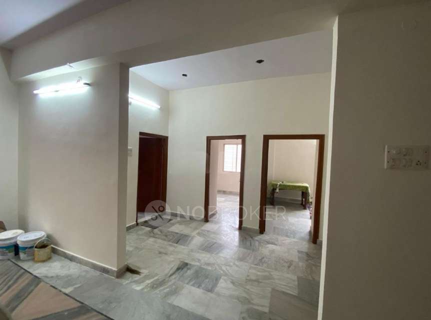 2 BHK Flat In Mariam Residency For Sale  In Langar Houz