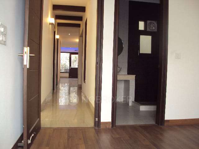 3 BHK Flat For Sale  In South Extension I