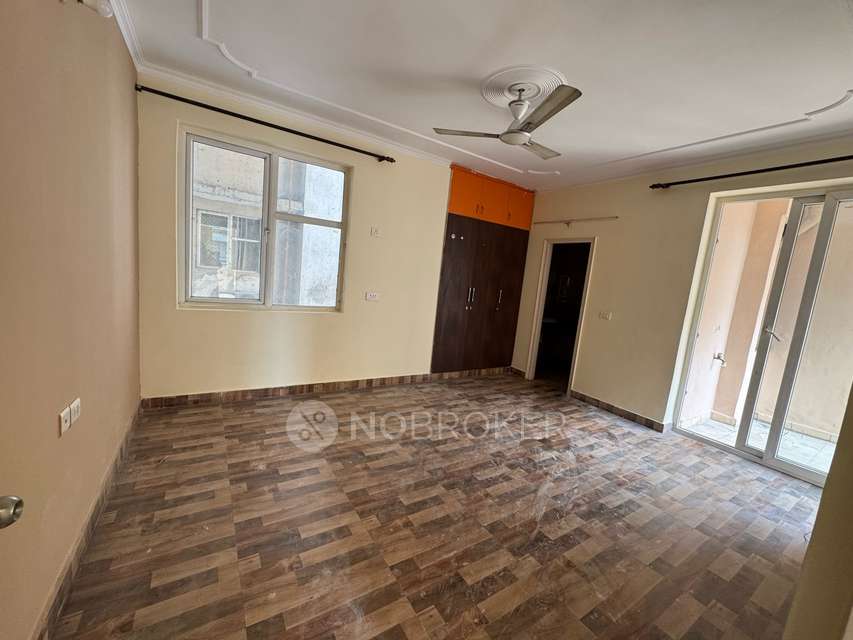 3 BHK Flat In Gulmohar Greens, Gulmohur Greens Road Mohan Nagar for Rent  In Sahibabad