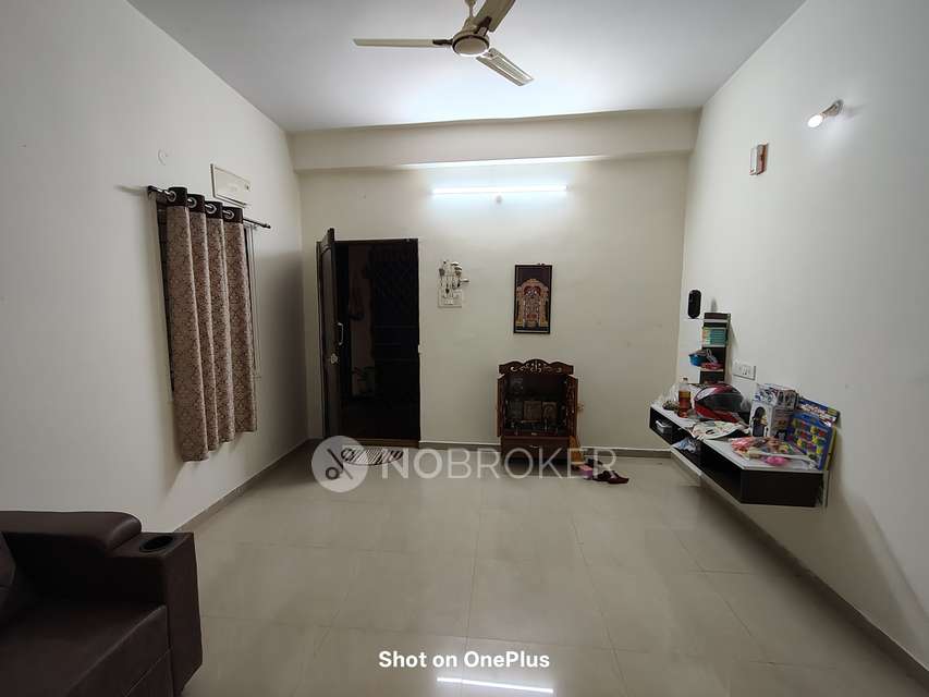 2 BHK Flat In Maruthi Pride For Sale  In Pragathi Nagar