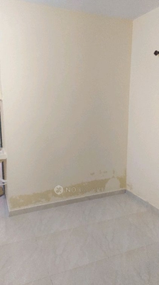 1 BHK Flat In Gurukrupa Complex,pune for Rent  In Papa Sheth Khanna Marg, Guruwar Peth