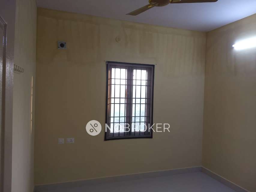 2 BHK Flat In Sai Saffire Apartment For Sale  In Kelambakkam