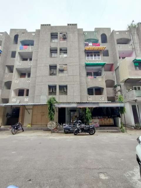 1 BHK Flat In Dda Flats For Sale  In  Rohini