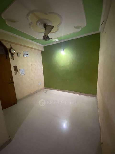 2 BHK Flat In Avani Apartment For Sale  In Mahavir Enclave