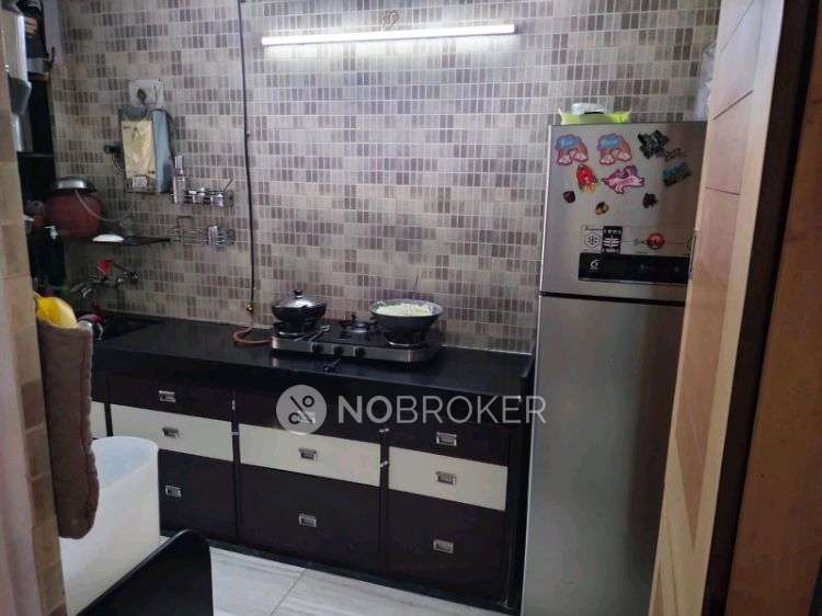 2 BHK Flat In Hulas Basti Garden Chs For Sale  In Kandivali West