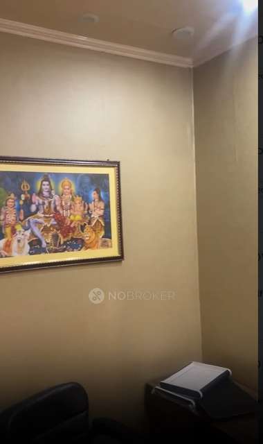 Shop in Sector 27, Noida for sale 