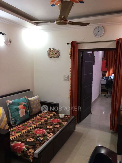 1 BHK Flat In Standalonebuilding For Sale  In Sector 40