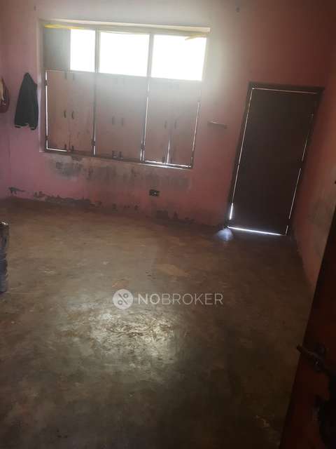 Godown/Warehouse in Upsidc Site C, Greater Noida for Rent 