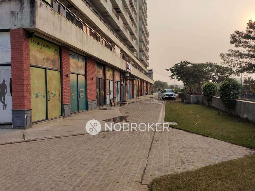 Shop in Sector 106, Gurgaon for Rent 