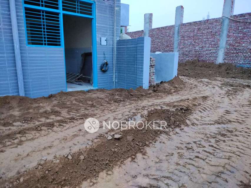 Shop in Cm-07a, Sector 122, Noida, Uttar Pradesh 201307, India, Noida for Rent 