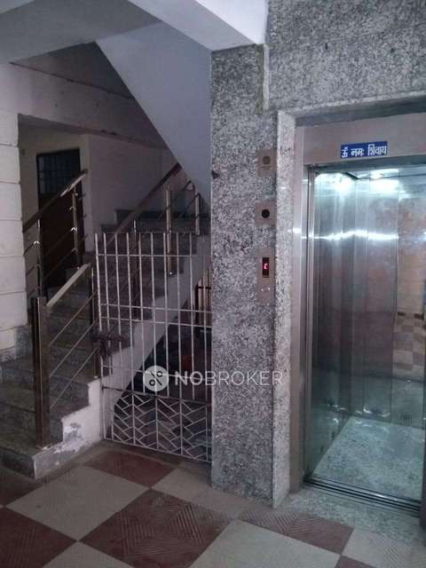 1 BHK Flat In Aastha Apartment, Molarband Extn., Badarpur For Sale  In Vidya Memorial School