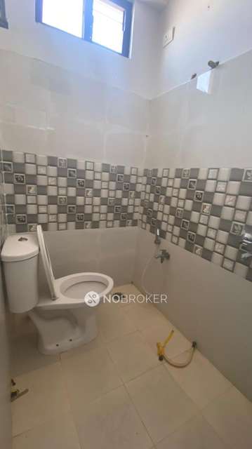 2 BHK Flat In Standalone Building  for Rent  In Moosarambagh