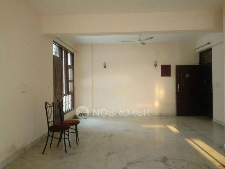 4 BHK Flat In Oriental Valley Group Housing Society For Sale  In Sector 9