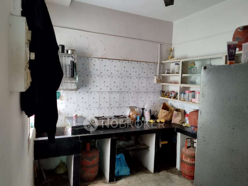 Single Room for Male In 1 BHK  In Indradhanu Cooperative Society, Indradhanu Cooperative Society In Indradhanu Cooperative Housing Society