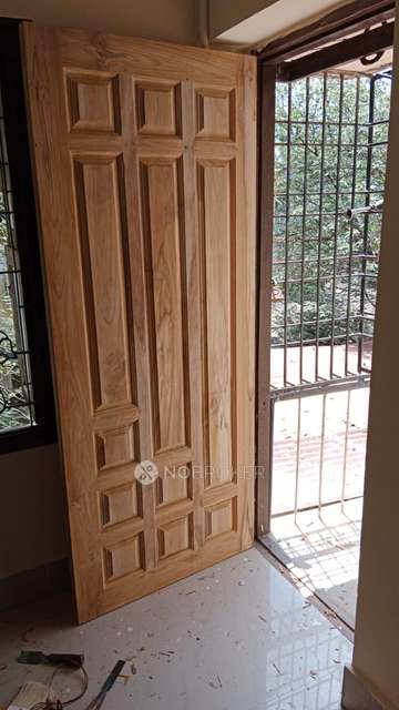 2 BHK Flat In Mig Flats For Sale  In Besant Nagar