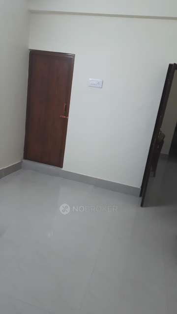 2 BHK Flat In Mig Flats For Sale  In Besant Nagar