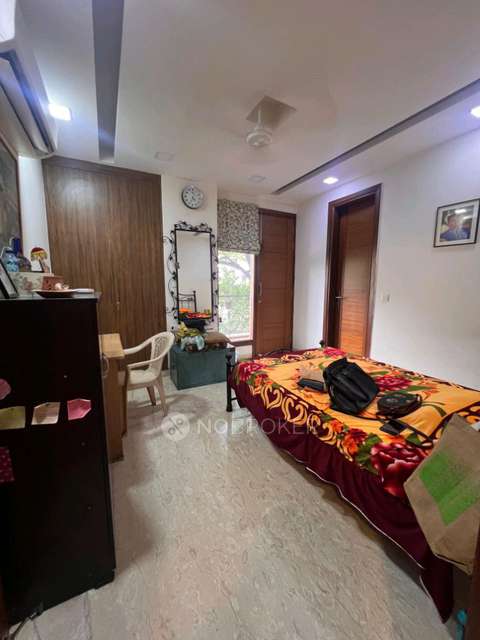 3 BHK Flat In Standalone Building  For Sale  In Kidwai Nagar