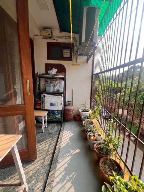 3 BHK Flat In Standalone Building  For Sale  In Kidwai Nagar