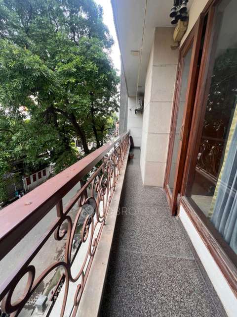 3 BHK Flat In Standalone Building  For Sale  In Kidwai Nagar