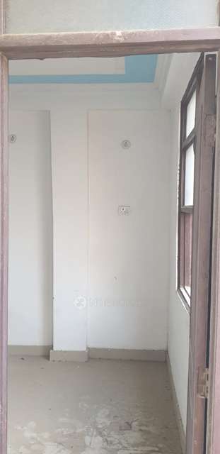 1 BHK Flat In Builder Floor For Sale  In Okhla