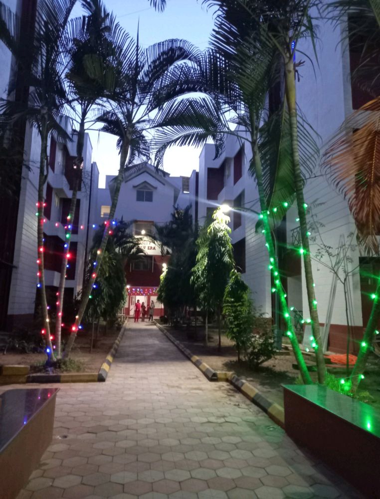 Trinity Golden Era Apartment