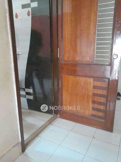 1 RK Flat In Riddhi Siddhi Apartment For Sale  In Naigaon East