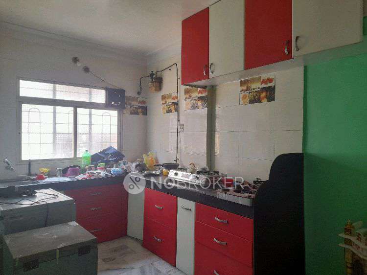Single Room for Female In 2 BHK  In Prem Sagar Apartment In Pimpri-chinchwad,