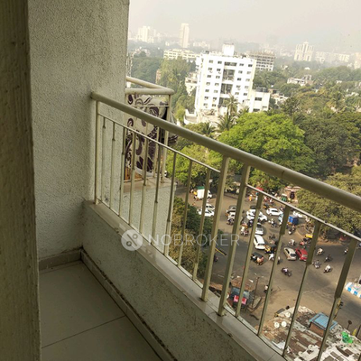 Single Room for Male In 1 BHK  In Pariwarnth Apartment In Navi Peth