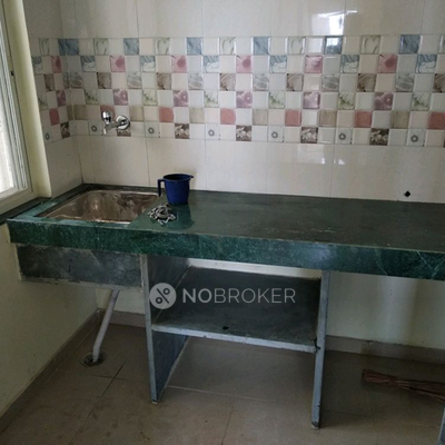 Single Room for Male In 1 BHK  In Pariwarnth Apartment In Navi Peth