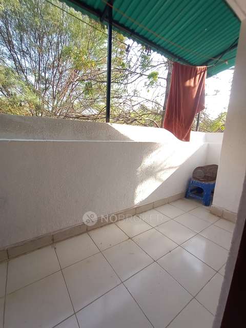 3 BHK Flat In Balaji Park, Aundh For Sale  In Balaji Car